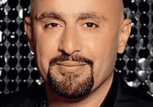 صورة احمد السقا يفاجئ لوكيشن مسلسل مناعة بزيارة لدعم هند صبري