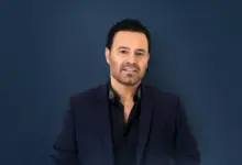 صورة عاصي الحلاني يواصل نجاحاته ويطرح اغنيته الجديدة بلون الليل