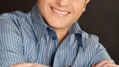 صورة الفنان الكبير هاني شاكر يمر بوعكة صحية حرجة