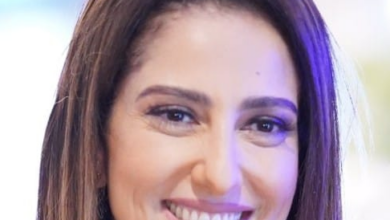 صورة النجمة حنان مطاوع تقارن بين عدة اعمال درامية لاستئناف نشاطها الفني القادم