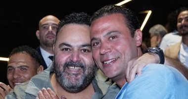 صورة النجمان شيكو ومحمد إمام يحققان نجاحا كبيرا وايرادات قياسية بفيلم صقر وكناريا